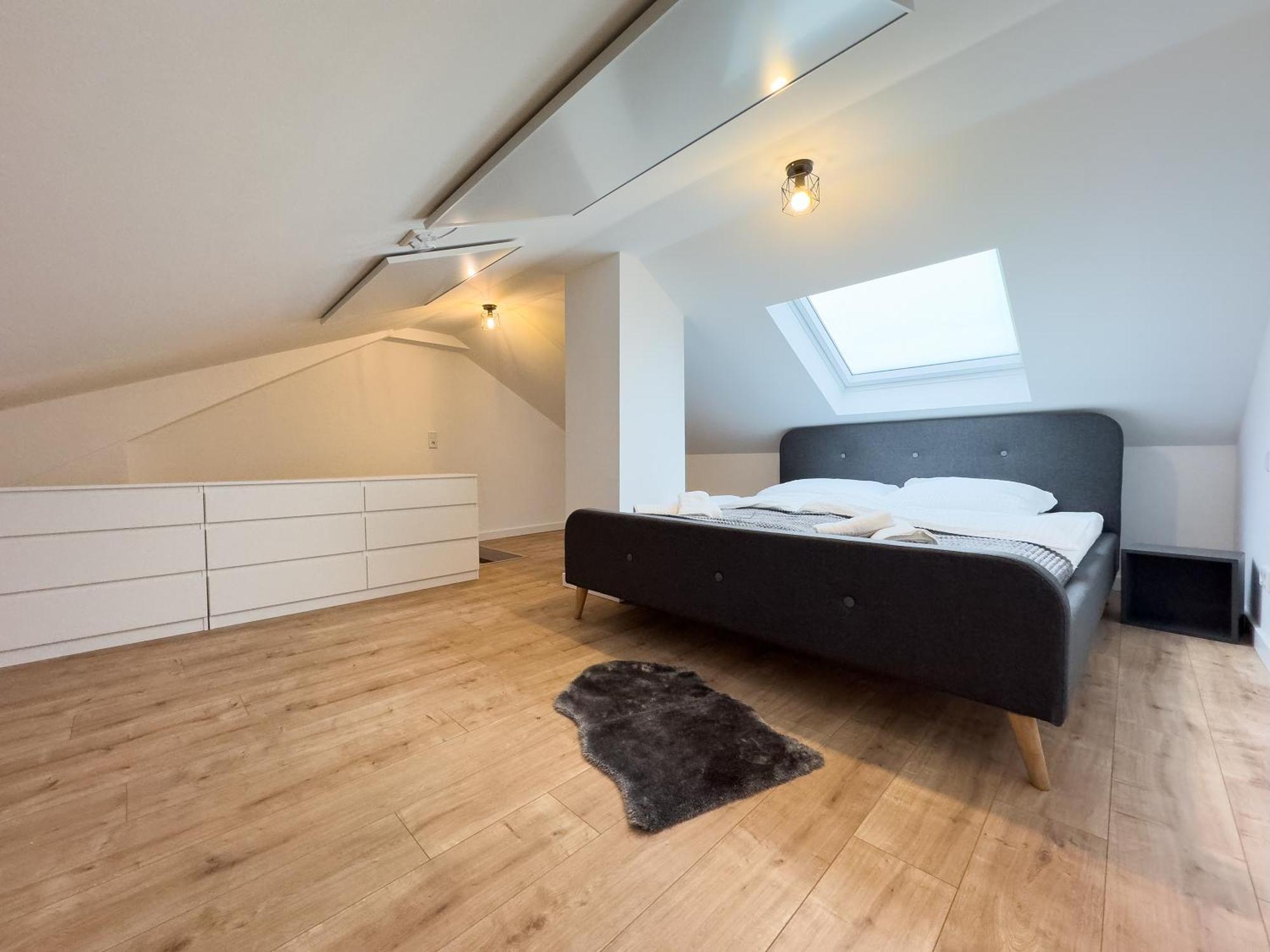 Klassen Apartments! Stadtnahes Ferienhaus* Mit Terrasse In Aulendorf * Fuer 6-8 Personen Exteriör bild