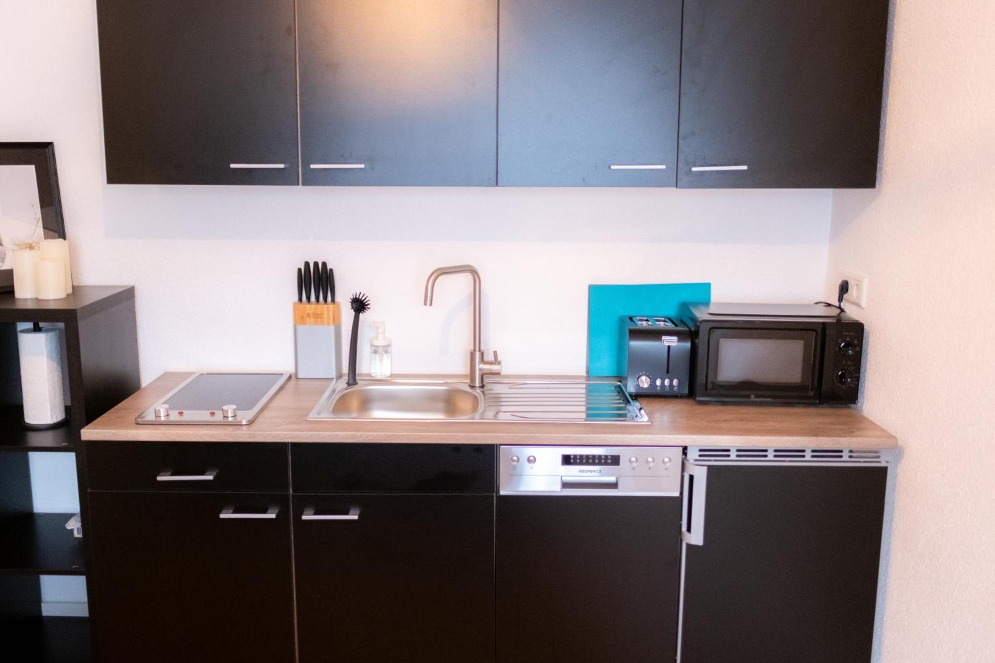 Klassen Apartments! Stadtnahes Ferienhaus* Mit Terrasse In Aulendorf * Fuer 6-8 Personen Exteriör bild