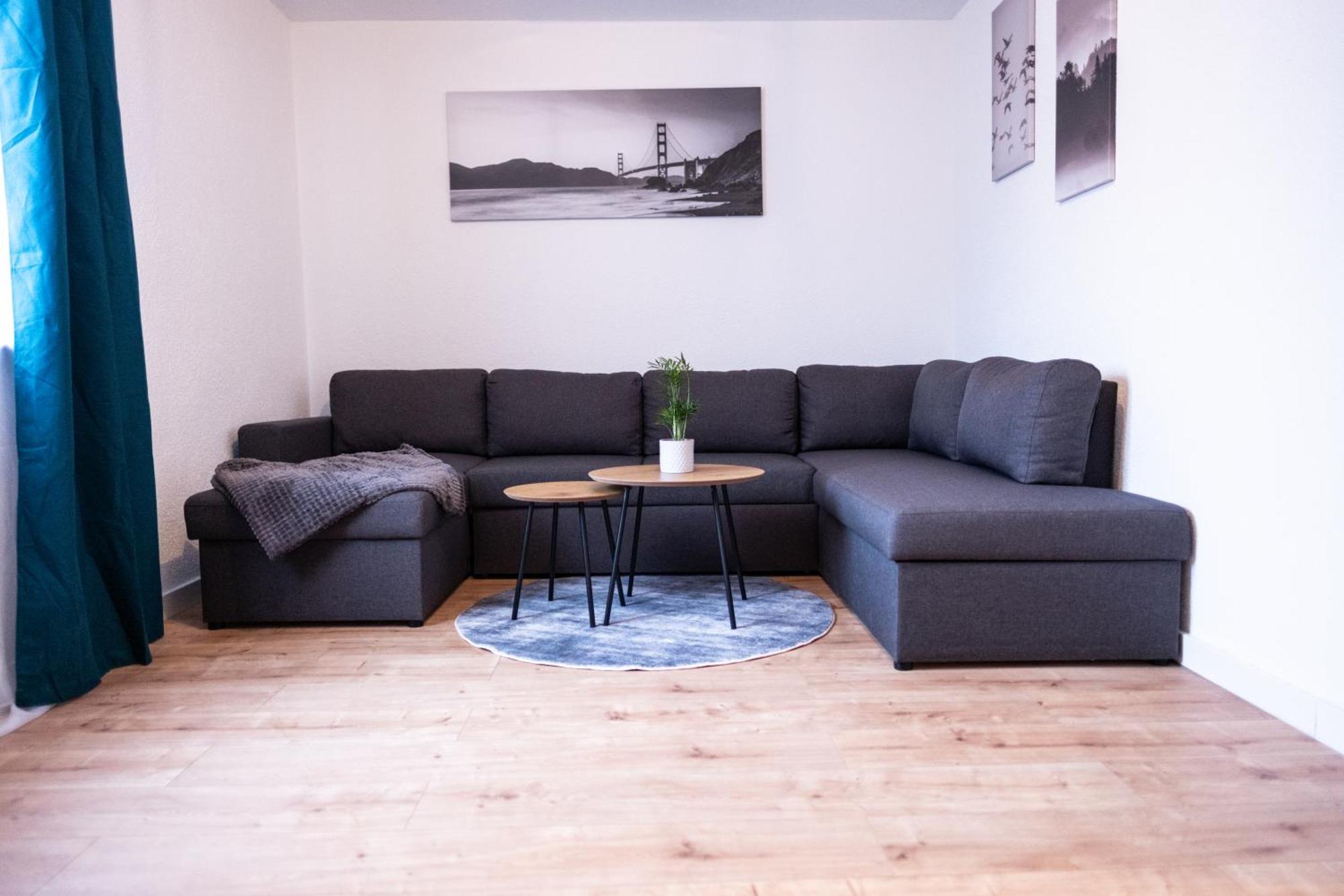 Klassen Apartments! Stadtnahes Ferienhaus* Mit Terrasse In Aulendorf * Fuer 6-8 Personen Exteriör bild